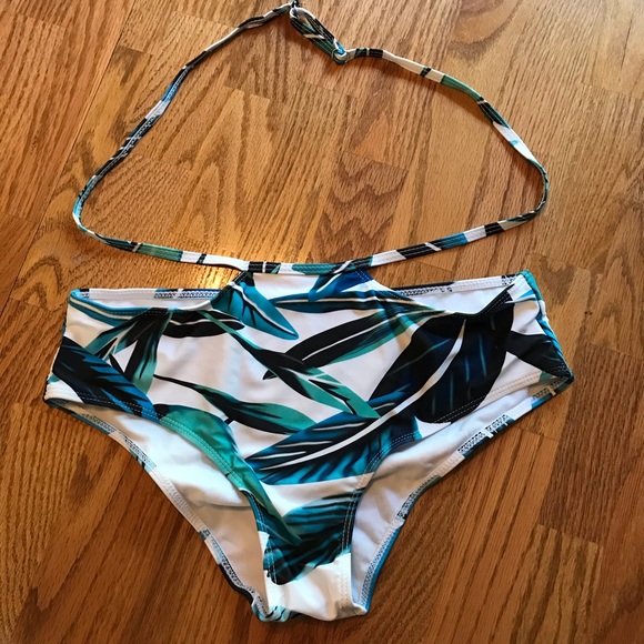 NWT Zaful White & Green Tropical Swimsuit Set (XL) - Picture 3 of 16